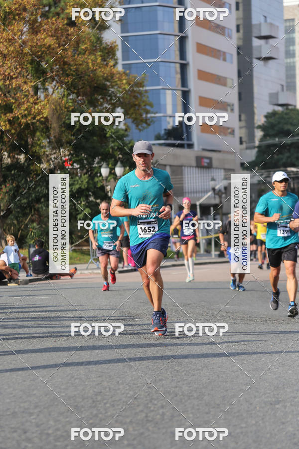 Buy your photos of the eventMeia Maratona Internacional de Curitiba 2018 on Fotop