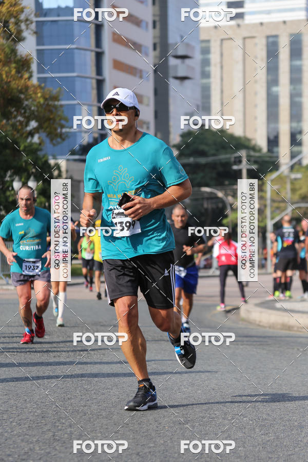 Buy your photos of the eventMeia Maratona Internacional de Curitiba 2018 on Fotop