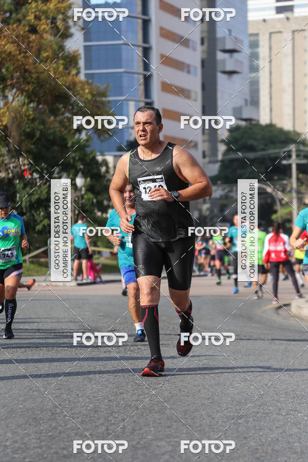 Buy your photos of the eventMeia Maratona Internacional de Curitiba 2018 on Fotop