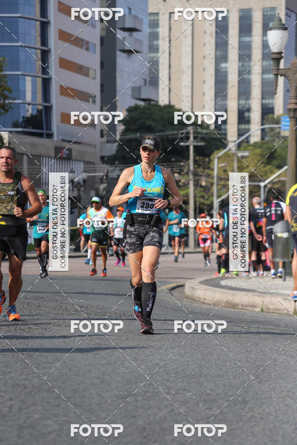 Buy your photos of the eventMeia Maratona Internacional de Curitiba 2018 on Fotop