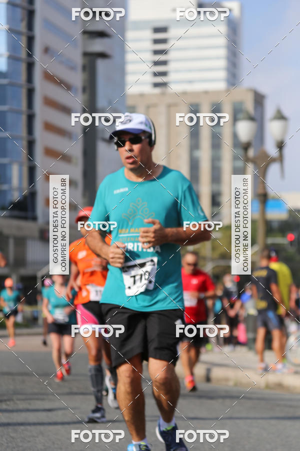 Buy your photos of the eventMeia Maratona Internacional de Curitiba 2018 on Fotop