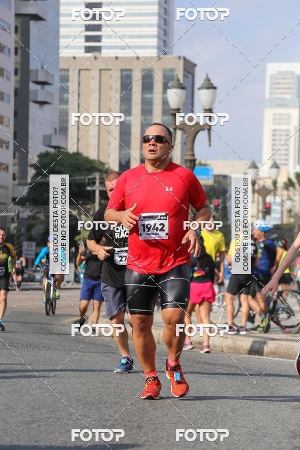 Buy your photos of the eventMeia Maratona Internacional de Curitiba 2018 on Fotop