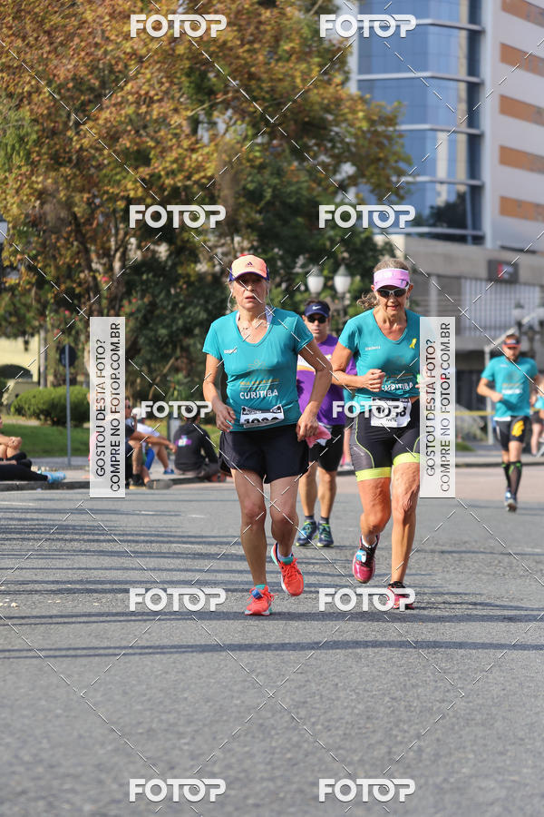 Buy your photos of the eventMeia Maratona Internacional de Curitiba 2018 on Fotop