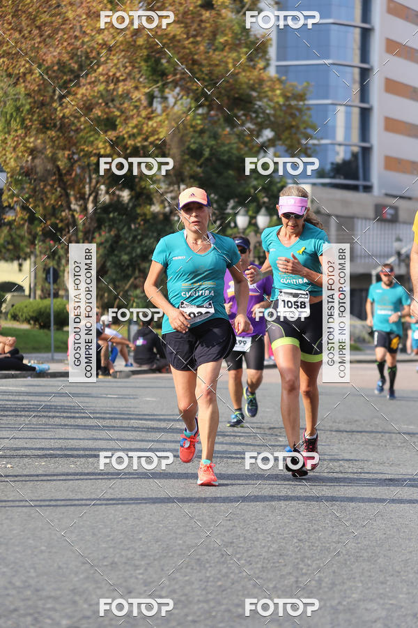 Buy your photos of the eventMeia Maratona Internacional de Curitiba 2018 on Fotop