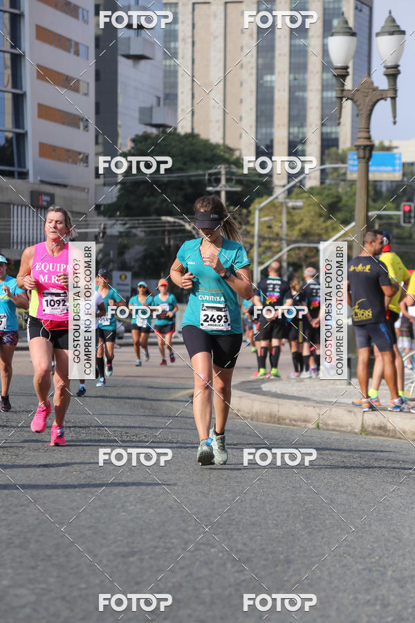Buy your photos of the eventMeia Maratona Internacional de Curitiba 2018 on Fotop