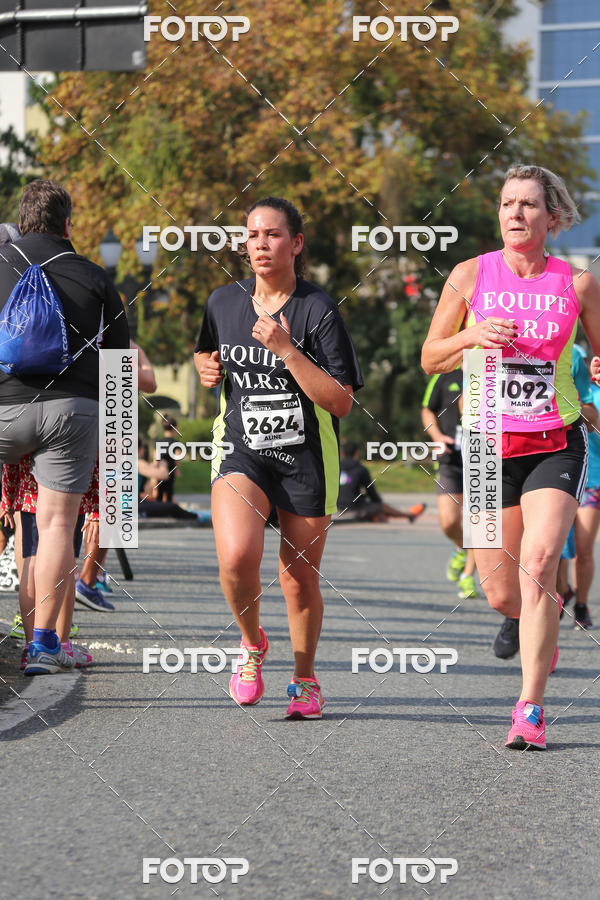 Buy your photos of the eventMeia Maratona Internacional de Curitiba 2018 on Fotop