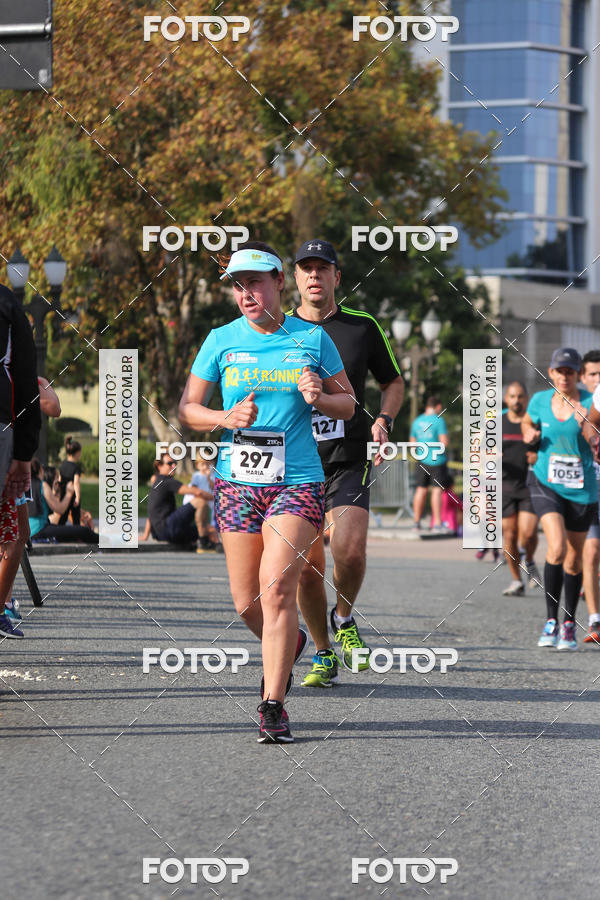 Buy your photos of the eventMeia Maratona Internacional de Curitiba 2018 on Fotop