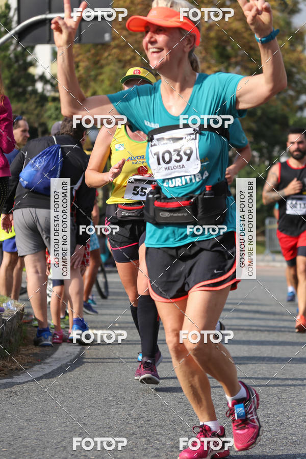 Buy your photos of the eventMeia Maratona Internacional de Curitiba 2018 on Fotop