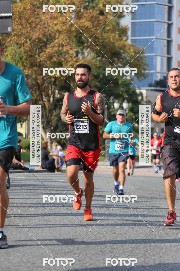Buy your photos of the eventMeia Maratona Internacional de Curitiba 2018 on Fotop
