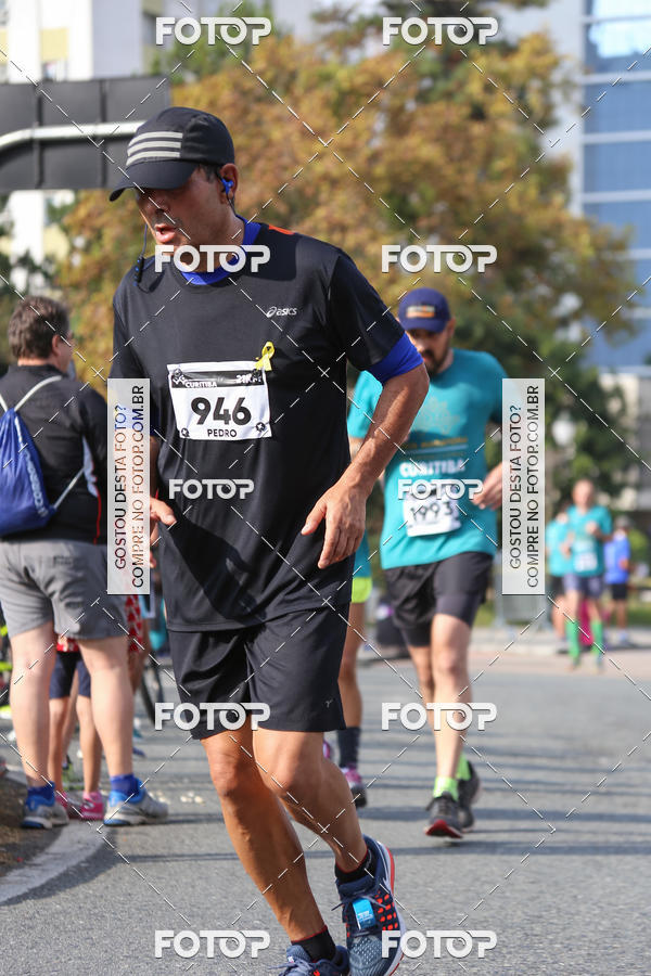 Buy your photos of the eventMeia Maratona Internacional de Curitiba 2018 on Fotop