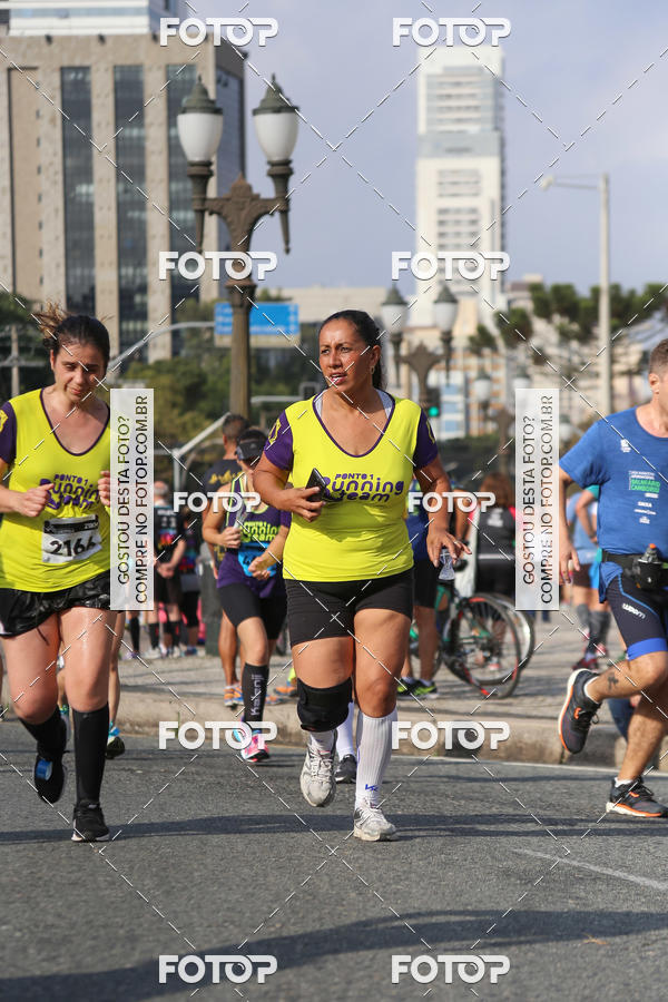 Buy your photos of the eventMeia Maratona Internacional de Curitiba 2018 on Fotop