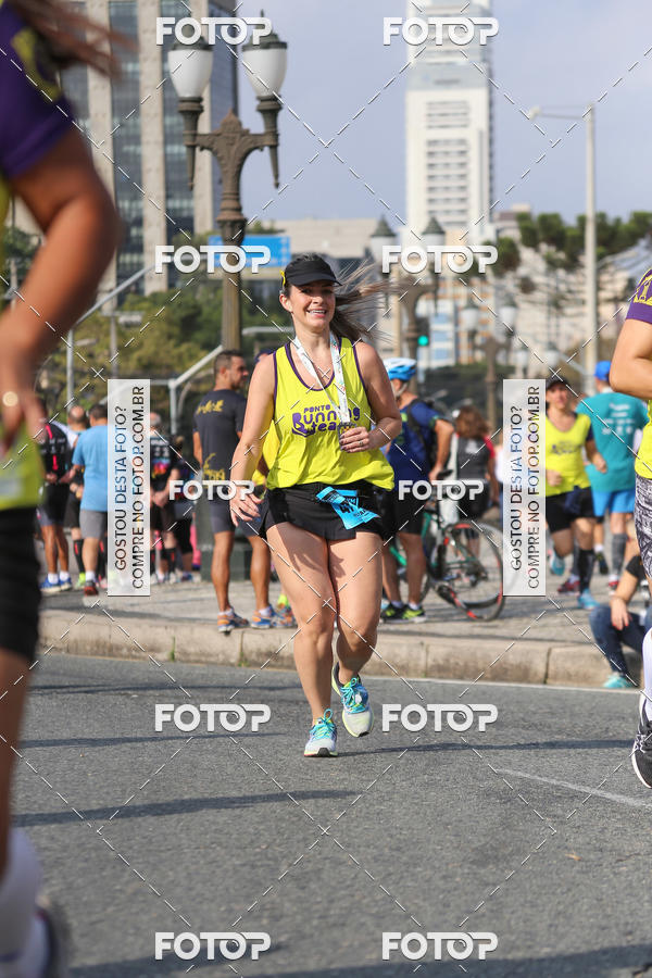 Buy your photos of the eventMeia Maratona Internacional de Curitiba 2018 on Fotop