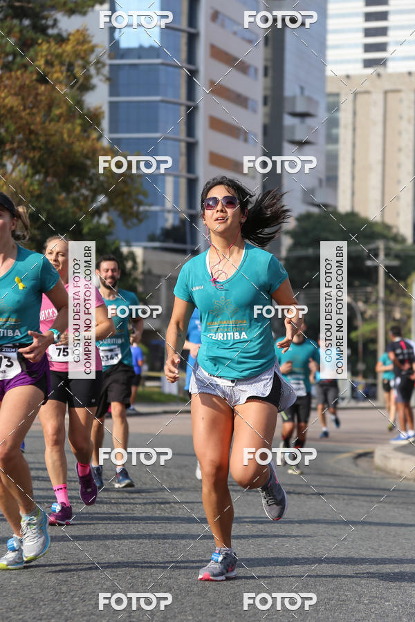 Buy your photos of the eventMeia Maratona Internacional de Curitiba 2018 on Fotop