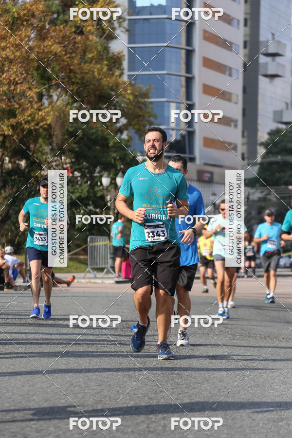Buy your photos of the eventMeia Maratona Internacional de Curitiba 2018 on Fotop