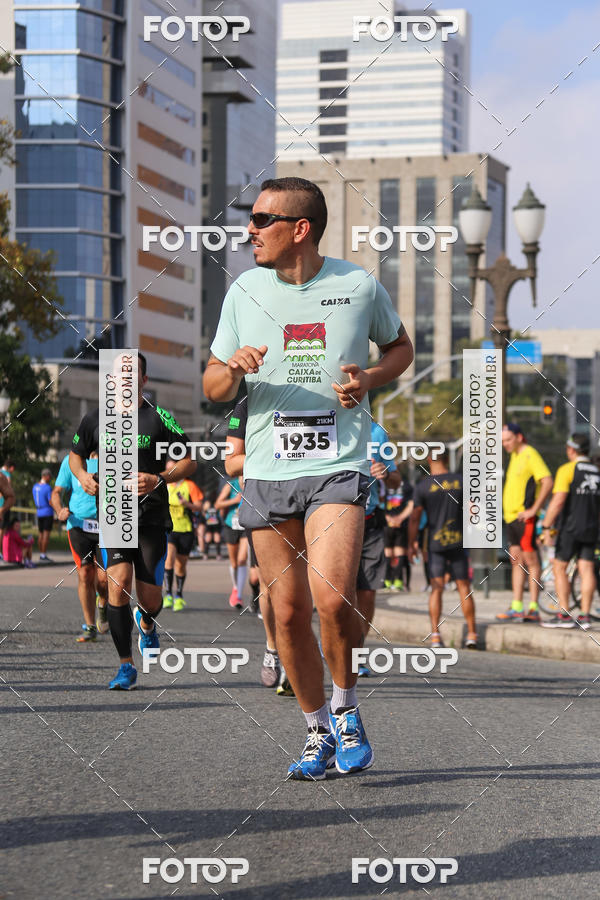 Buy your photos of the eventMeia Maratona Internacional de Curitiba 2018 on Fotop