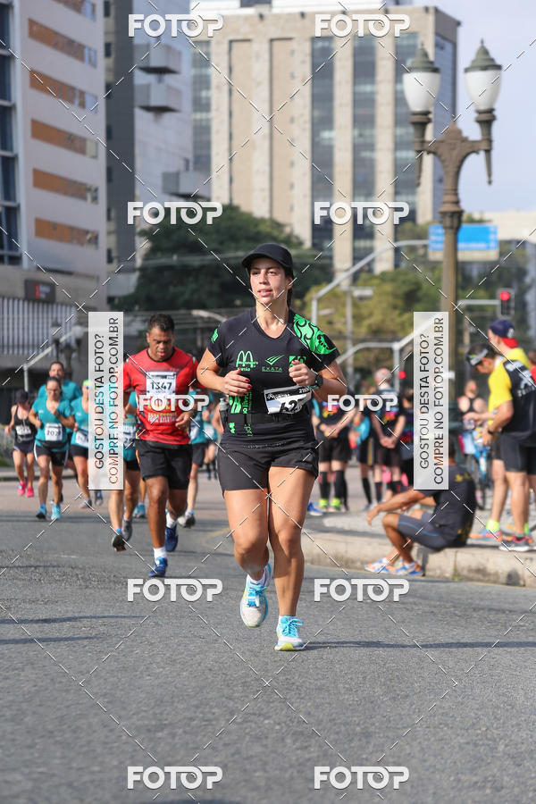 Buy your photos of the eventMeia Maratona Internacional de Curitiba 2018 on Fotop