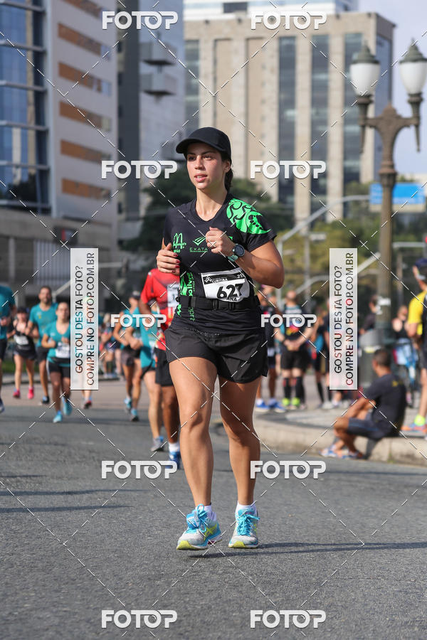 Buy your photos of the eventMeia Maratona Internacional de Curitiba 2018 on Fotop