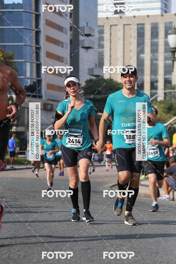 Buy your photos of the eventMeia Maratona Internacional de Curitiba 2018 on Fotop