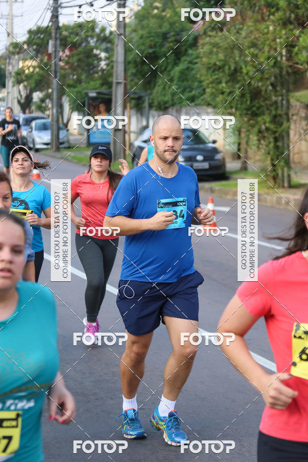 Buy your photos of the eventMeia Maratona Internacional de Curitiba 2018 on Fotop