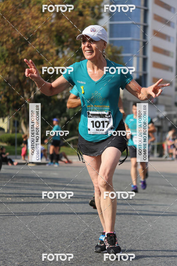 Buy your photos of the eventMeia Maratona Internacional de Curitiba 2018 on Fotop
