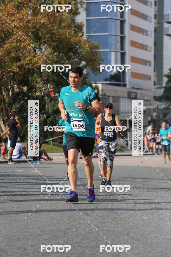 Buy your photos of the eventMeia Maratona Internacional de Curitiba 2018 on Fotop
