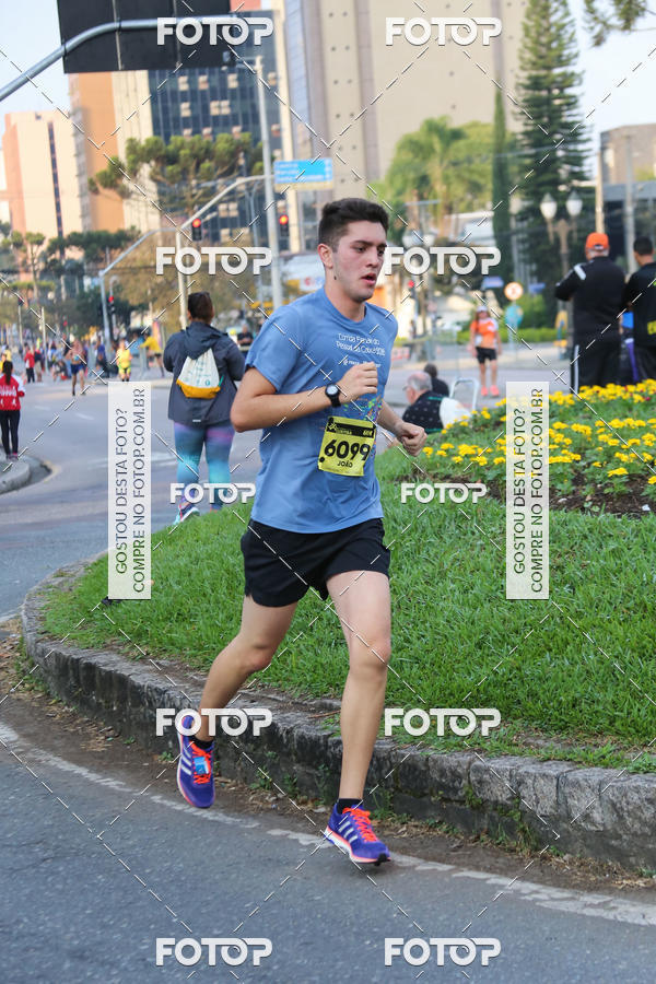 Buy your photos of the eventMeia Maratona Internacional de Curitiba 2018 on Fotop