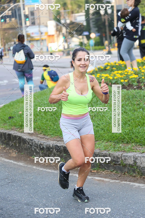 Buy your photos of the eventMeia Maratona Internacional de Curitiba 2018 on Fotop