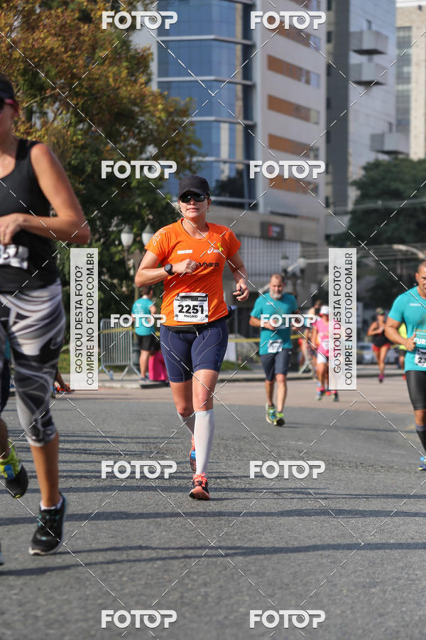 Buy your photos of the eventMeia Maratona Internacional de Curitiba 2018 on Fotop