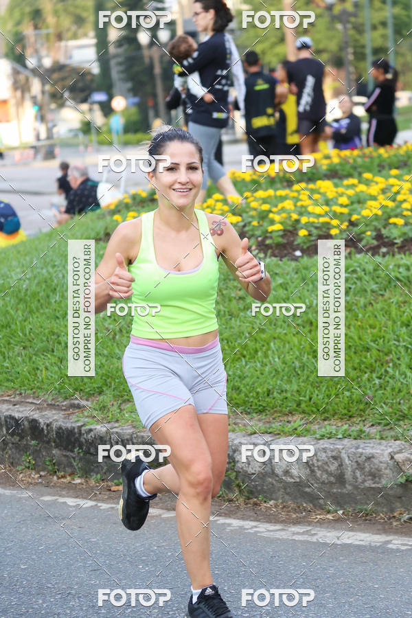 Buy your photos of the eventMeia Maratona Internacional de Curitiba 2018 on Fotop