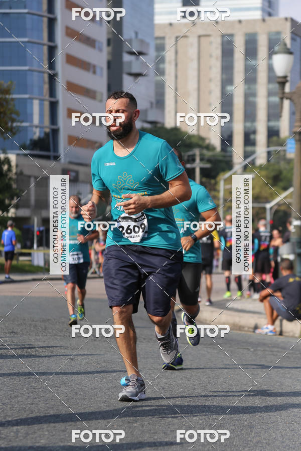Buy your photos of the eventMeia Maratona Internacional de Curitiba 2018 on Fotop