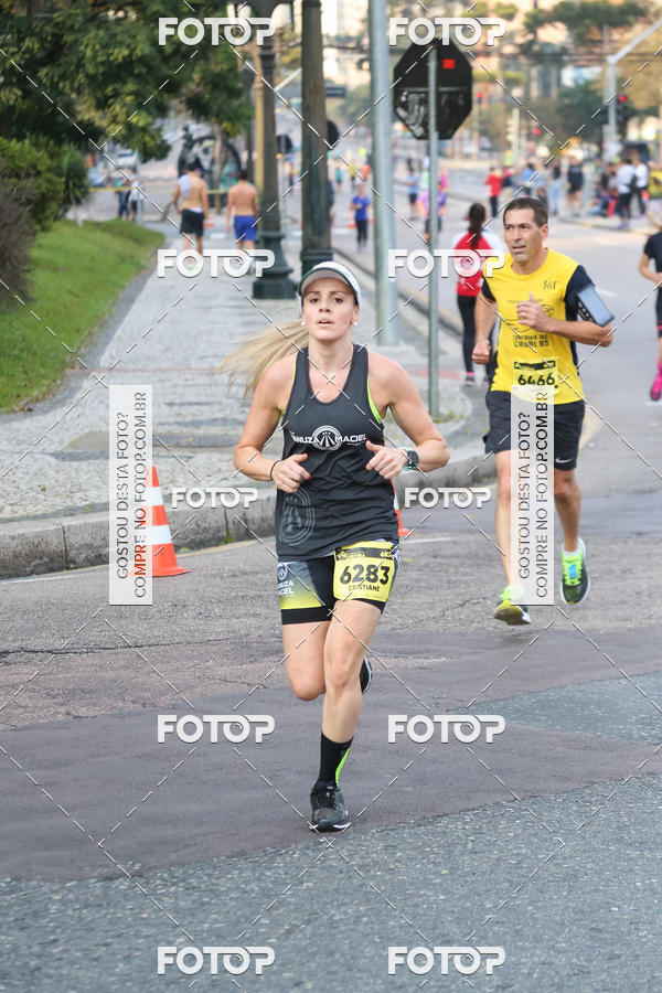 Buy your photos of the eventMeia Maratona Internacional de Curitiba 2018 on Fotop