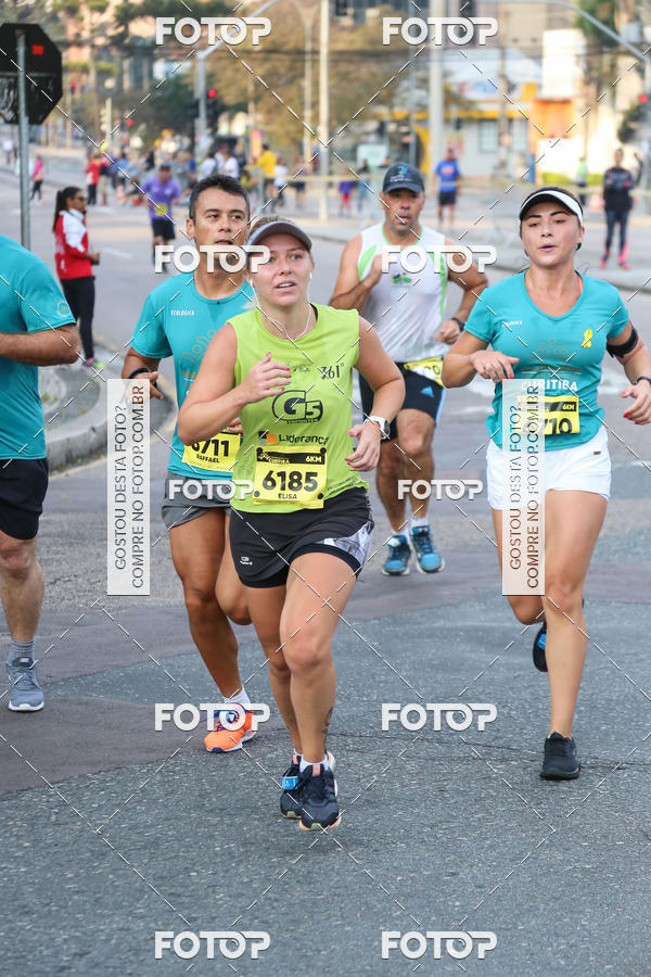 Buy your photos of the eventMeia Maratona Internacional de Curitiba 2018 on Fotop