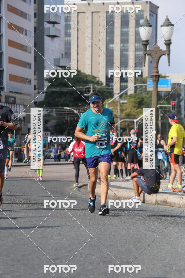 Buy your photos of the eventMeia Maratona Internacional de Curitiba 2018 on Fotop