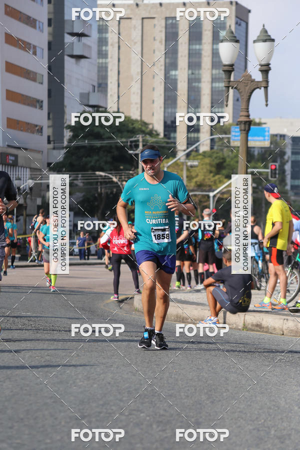 Buy your photos of the eventMeia Maratona Internacional de Curitiba 2018 on Fotop