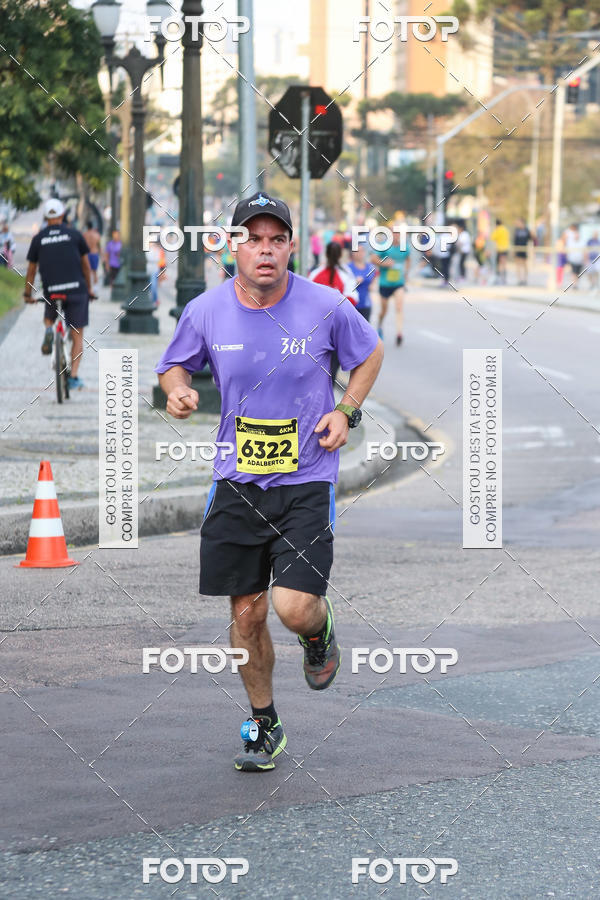 Buy your photos of the eventMeia Maratona Internacional de Curitiba 2018 on Fotop