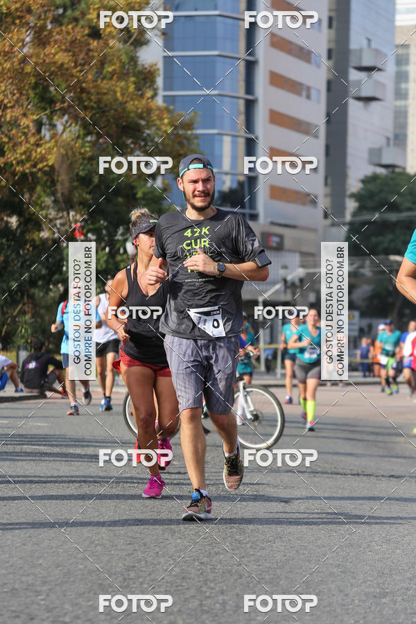 Buy your photos of the eventMeia Maratona Internacional de Curitiba 2018 on Fotop