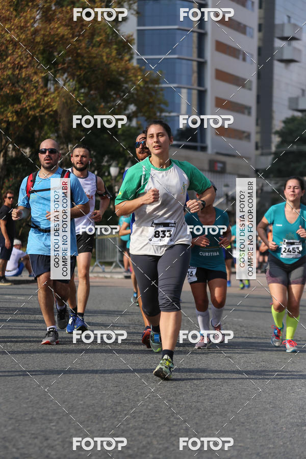 Buy your photos of the eventMeia Maratona Internacional de Curitiba 2018 on Fotop