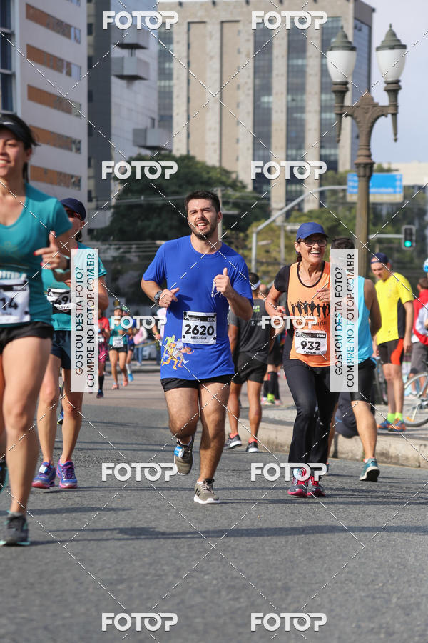 Buy your photos of the eventMeia Maratona Internacional de Curitiba 2018 on Fotop