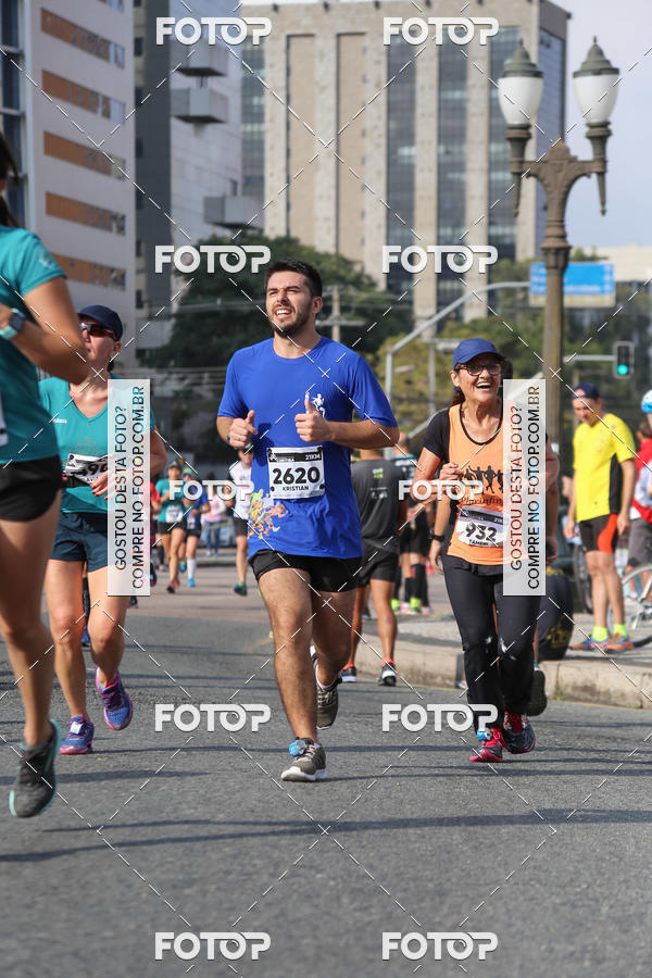 Buy your photos of the eventMeia Maratona Internacional de Curitiba 2018 on Fotop