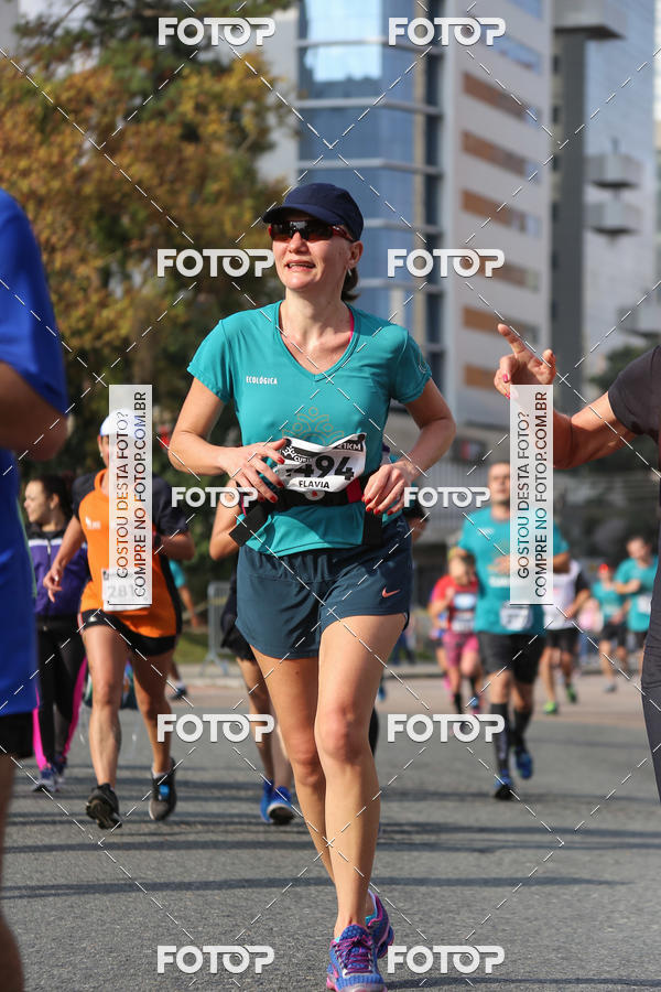 Buy your photos of the eventMeia Maratona Internacional de Curitiba 2018 on Fotop