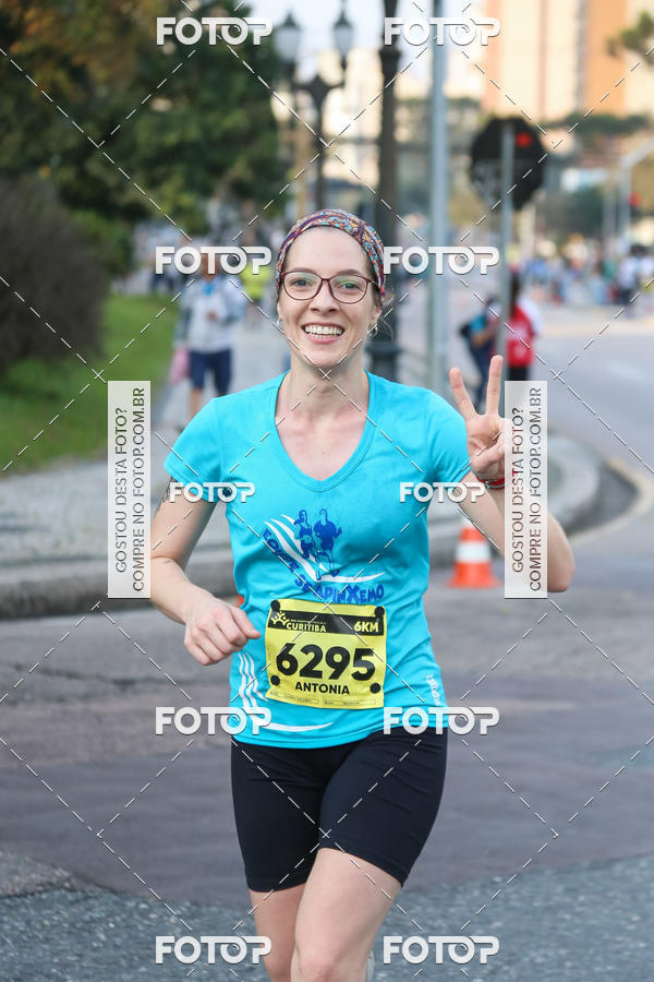 Buy your photos of the eventMeia Maratona Internacional de Curitiba 2018 on Fotop