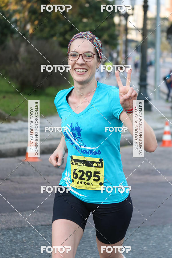Buy your photos of the eventMeia Maratona Internacional de Curitiba 2018 on Fotop