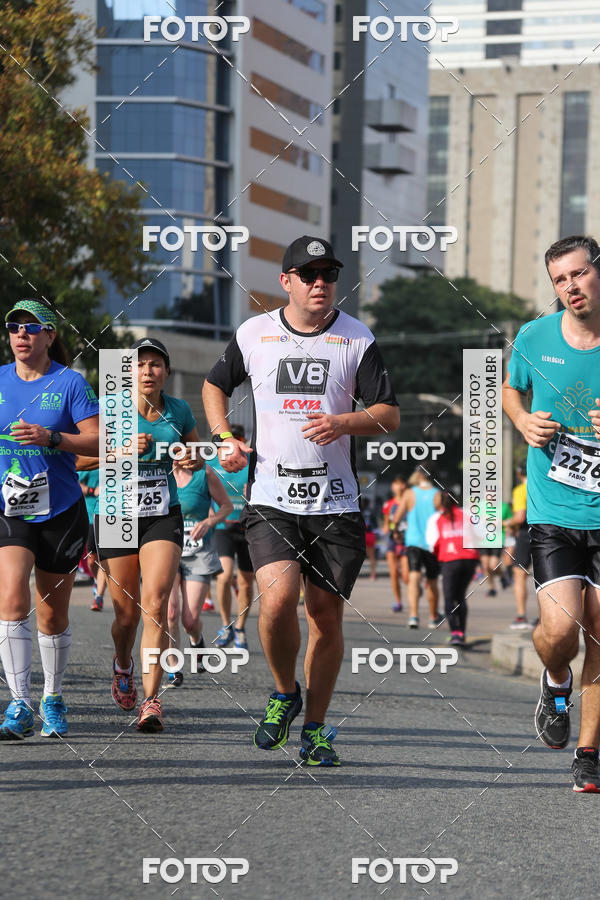 Buy your photos of the eventMeia Maratona Internacional de Curitiba 2018 on Fotop