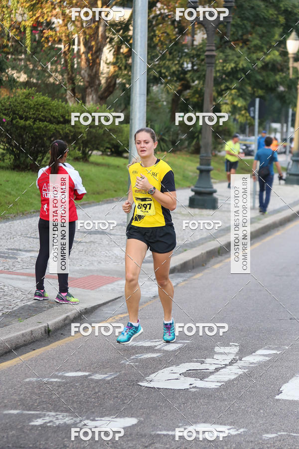 Buy your photos of the eventMeia Maratona Internacional de Curitiba 2018 on Fotop