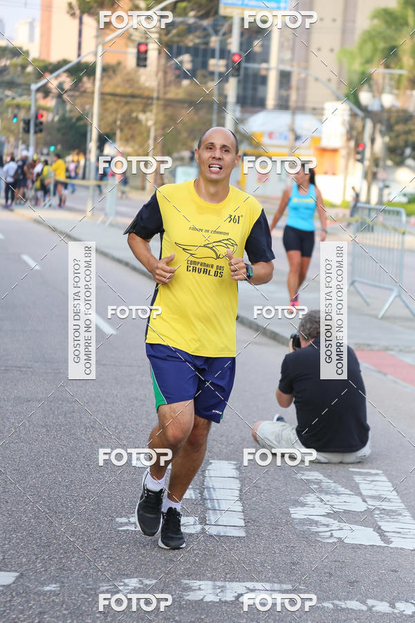 Buy your photos of the eventMeia Maratona Internacional de Curitiba 2018 on Fotop