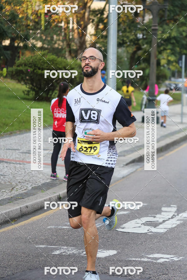 Buy your photos of the eventMeia Maratona Internacional de Curitiba 2018 on Fotop