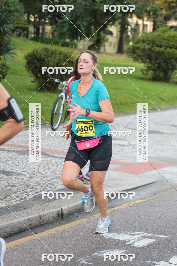Buy your photos of the eventMeia Maratona Internacional de Curitiba 2018 on Fotop