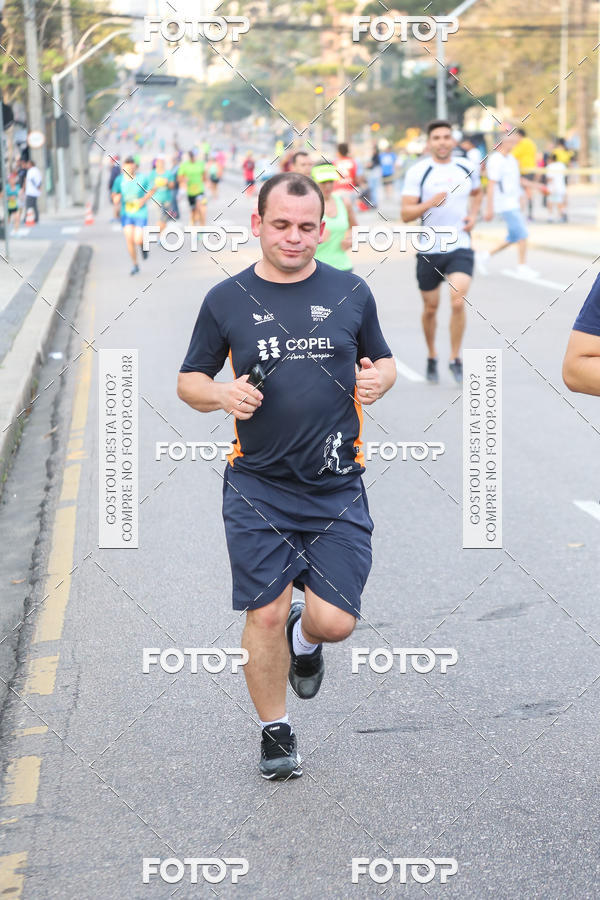 Buy your photos of the eventMeia Maratona Internacional de Curitiba 2018 on Fotop