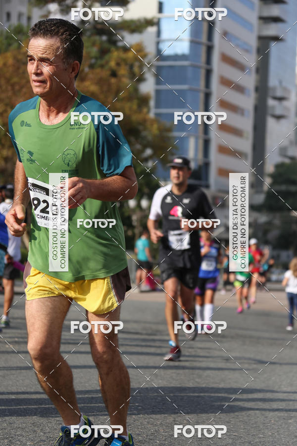 Buy your photos of the eventMeia Maratona Internacional de Curitiba 2018 on Fotop