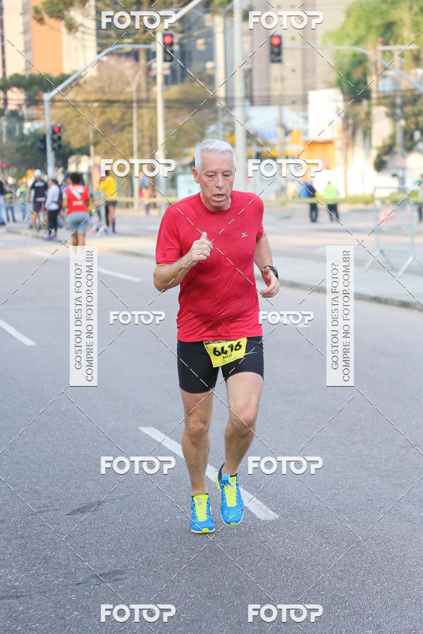 Buy your photos of the eventMeia Maratona Internacional de Curitiba 2018 on Fotop